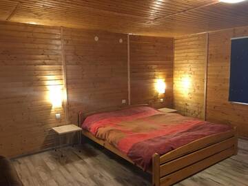 Фото номера Дом с 4 спальнями Дома для отпуска Cabana Bucura г. Рыу-де-Мори 13