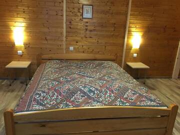 Фото номера Дом с 4 спальнями Дома для отпуска Cabana Bucura г. Рыу-де-Мори 33